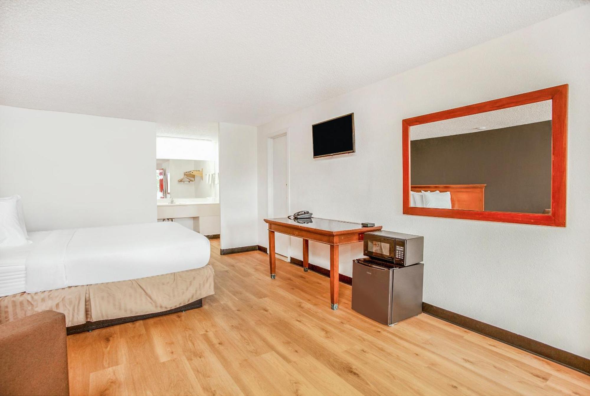 Oyo Hotel סנטרליה מראה חיצוני תמונה