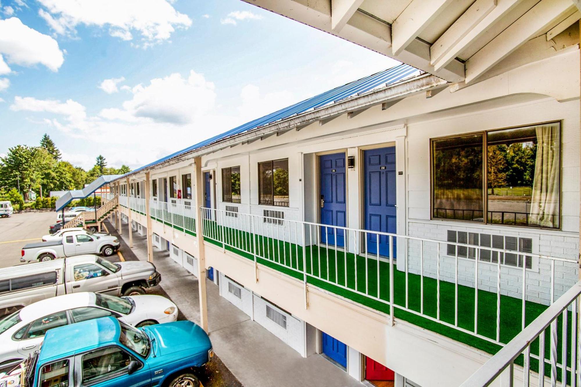 Oyo Hotel סנטרליה מראה חיצוני תמונה