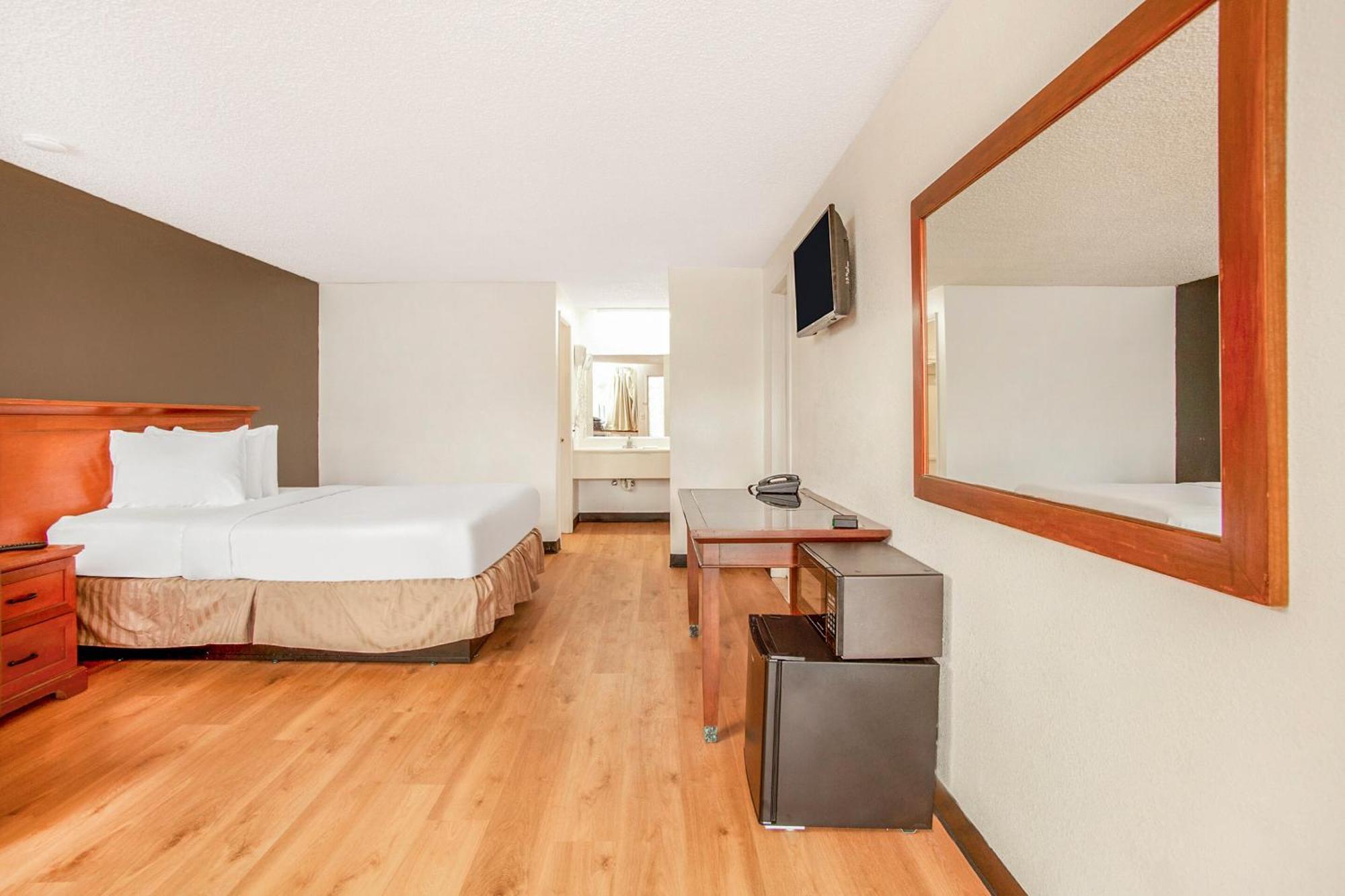 Oyo Hotel סנטרליה מראה חיצוני תמונה